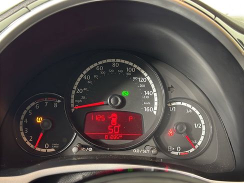 Used 2013 Volkswagen Beetle 2.0T image 24