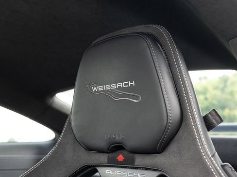 Used 2026 Porsche 911 GT3 RWD image 25