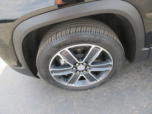Used 2021 GMC Acadia SLT w/ Preferred Package FWD image 14