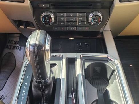 Used 2015 Ford F150 Lariat w/ Equipment Group 502A Luxury AWD/4WD image 36