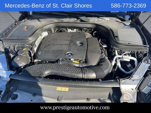 Used 2022 Mercedes-Benz GLC 300 4MATIC image 11