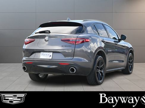 Used 2021 Alfa Romeo Stelvio Sprint w/ Nero Edizione RWD image 6