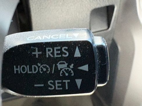 Used 2021 Toyota 4Runner SR5 Premium AWD/4WD image 15