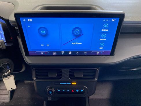 New 2026 Ford Maverick XL image 21