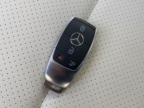 Used 2024 Mercedes-Benz GLE 350 4MATIC image 39