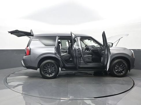 Used 2026 Nissan Armada SV RWD image 33