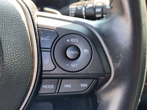 Used 2019 Toyota Corolla SE w/ SE Option Package FWD image 22