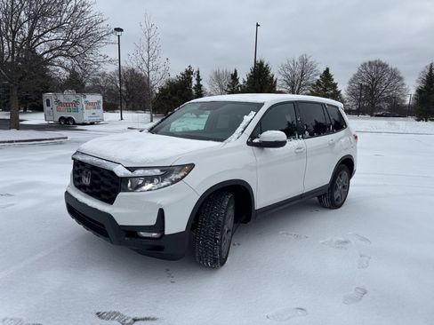 Certified 2023 Honda Passport EX-L image 9