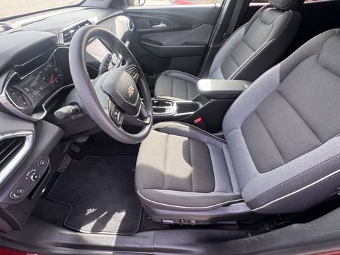 Used 2022 Chevrolet TrailBlazer LT w/ Driver Confidence Package AWD/4WD image 10