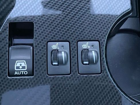 Used 2023 Toyota 4Runner TRD Off-Road Premium image 21