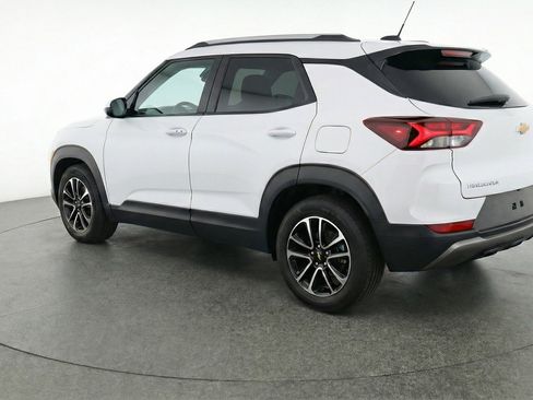 Used 2025 Chevrolet TrailBlazer LT image 6