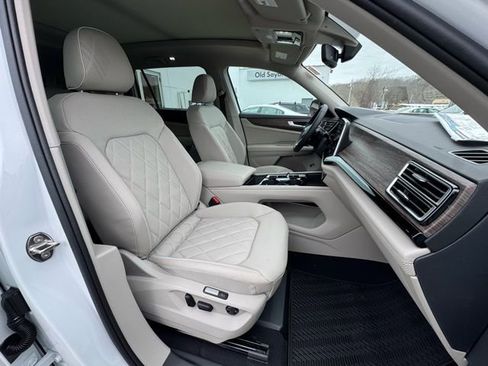 New 2026 Volkswagen Atlas SEL Premium R-Line AWD/4WD image 28