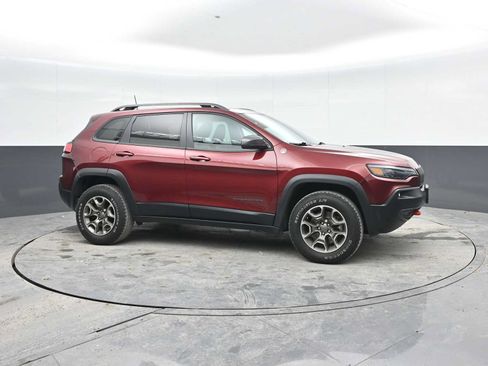 Used 2021 Jeep Cherokee Trailhawk w/ Sun, Sound & Nav Group AWD/4WD image 7