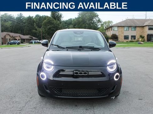 Used 2024 FIAT 500 e FWD image 3
