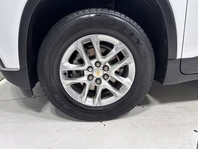 Used 2020 Chevrolet Traverse LT FWD image 8