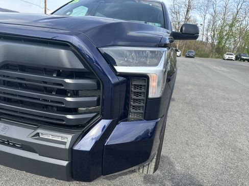 Used 2025 Toyota Tundra SR5 AWD/4WD image 10