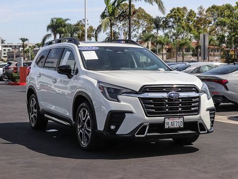 Used 2024 Subaru Ascent Touring AWD/4WD image 3