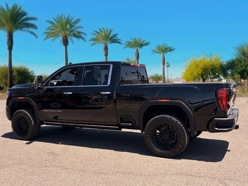 Used 2026 GMC Sierra 2500 Denali Ultimate w/ Max Trailering Package AWD/4WD image 3