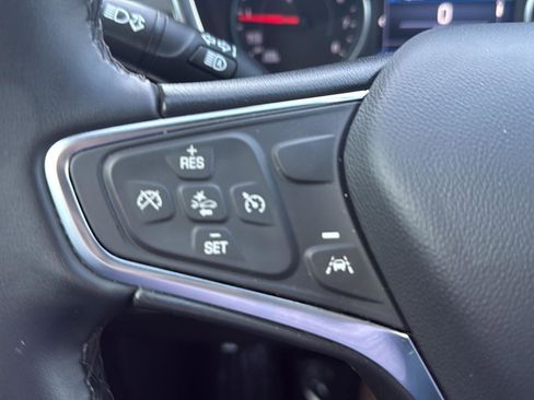 Used 2024 Chevrolet Equinox LT image 19