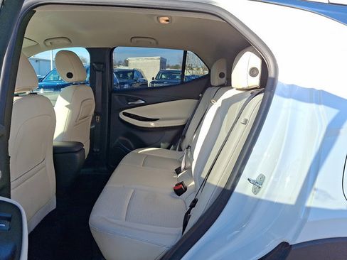 Used 2024 Buick Encore GX Preferred w/ Comfort Package image 10