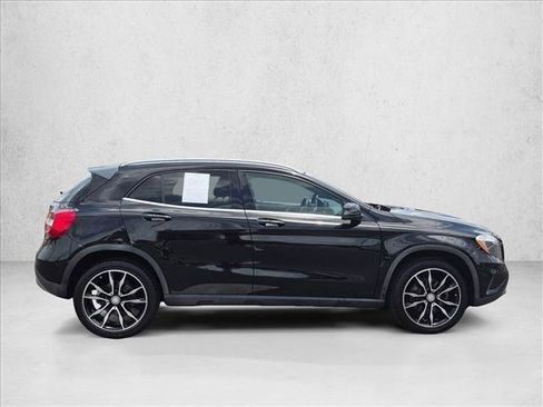 Used 2017 Mercedes-Benz GLA 250 image 4