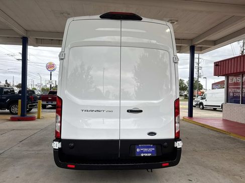 Used 2024 Ford Transit 250 148 High Roof Extended RWD image 7