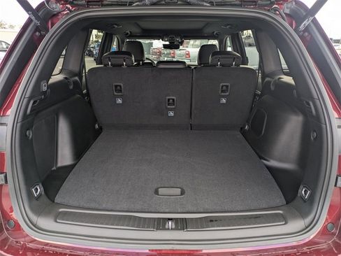 New 2025 Jeep Grand Cherokee Limited 4xe image 13