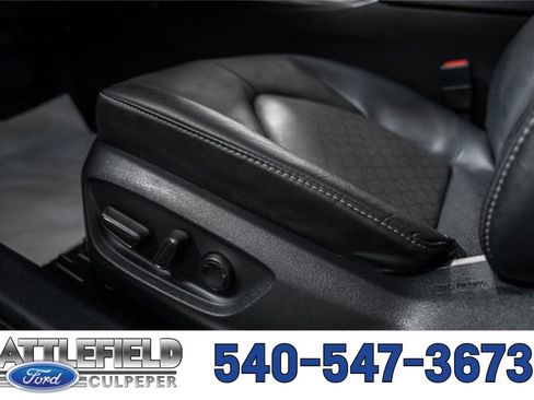 Used 2024 Toyota Camry XSE w/ Navigation Package image 39