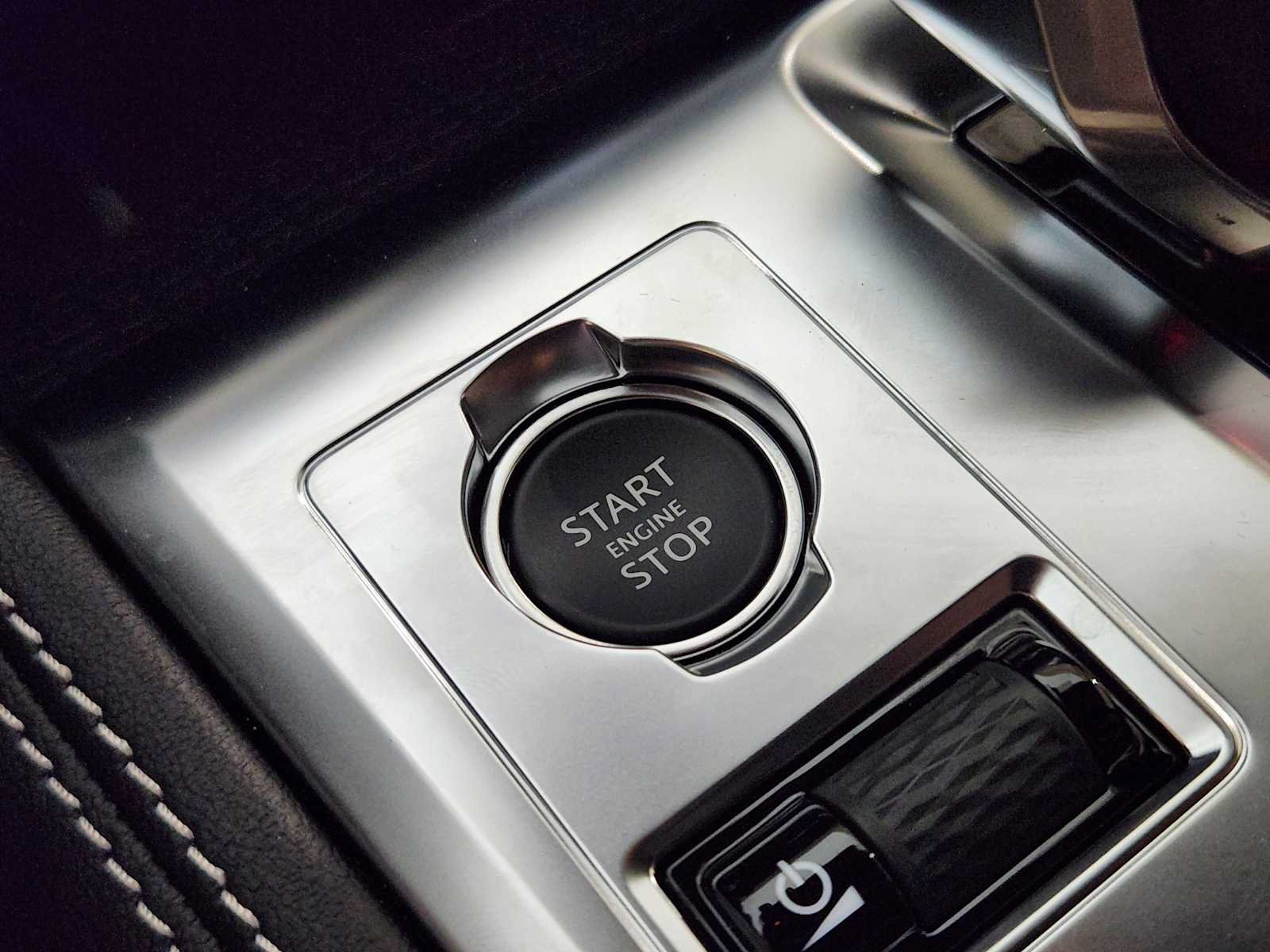 New 2026 Jaguar F-PACE R-Dynamic S AWD/4WD image 21