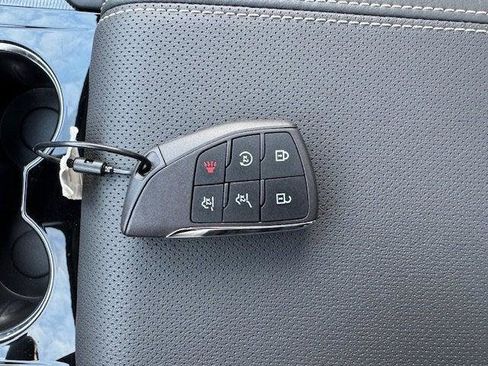 New 2026 GMC Yukon XL Elevation w/ Elevation Premium Package image 27