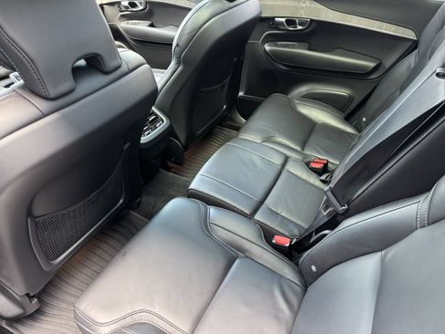 Used 2024 Volvo XC90 B6 Ultimate w/ Protection Package Premier AWD/4WD image 4