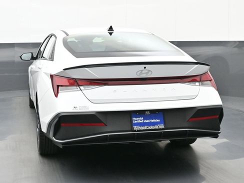 Certified 2025 Hyundai Elantra Sport FWD image 5