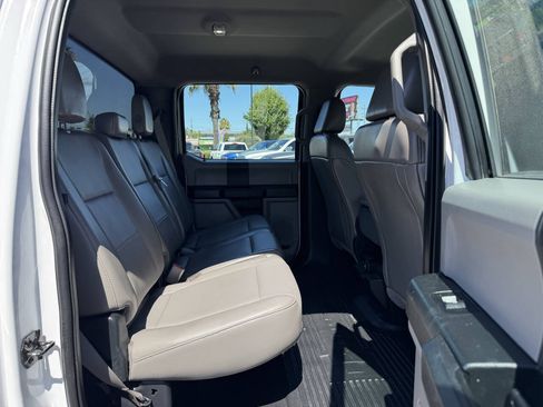 Used 2018 Ford F250 XL w/ Power Equipment Group AWD/4WD image 23