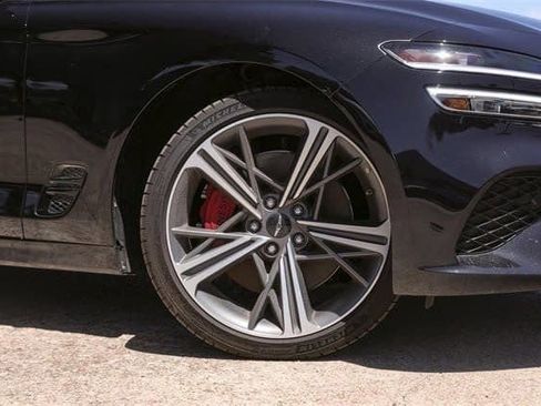 Used 2025 Genesis G70 3.3T Advanced image 8