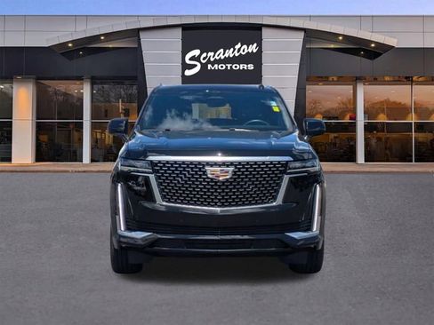 Used 2023 Cadillac Escalade Premium Luxury AWD/4WD image 8