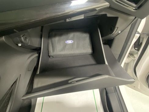 Used 2019 Ford Escape Titanium image 27