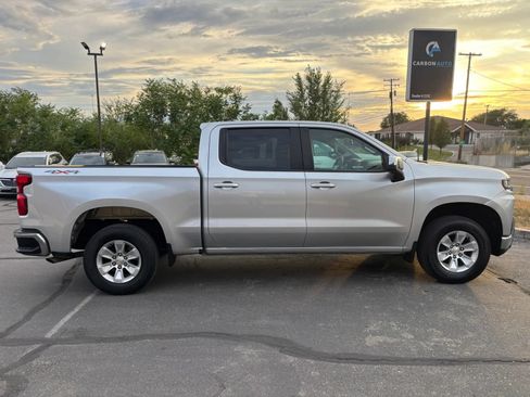 Used 2021 Chevrolet Silverado 1500 LT AWD/4WD image 4