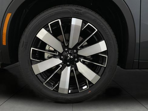 New 2025 Mitsubishi Outlander SE image 12