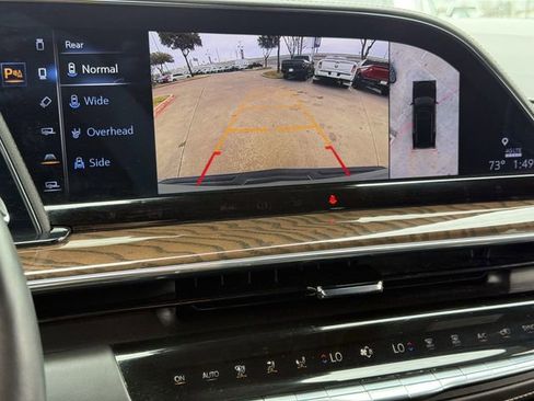 Used 2024 Cadillac Escalade Sport Platinum w/ LPO, ONYX Package AWD/4WD image 17