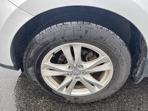 Used 2011 Hyundai Santa Fe SE FWD image 26