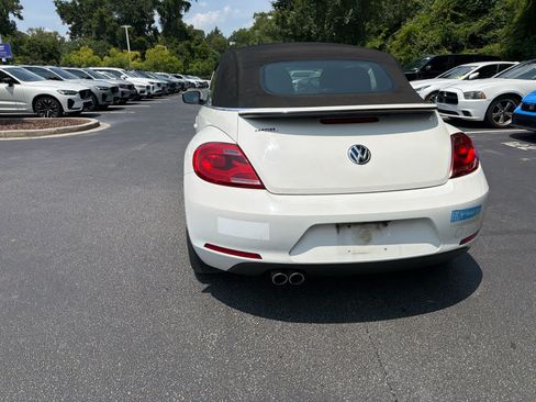 Used 2013 Volkswagen Beetle 2.5 FWD image 14
