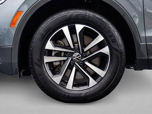 Used 2024 Volkswagen Tiguan S FWD image 9
