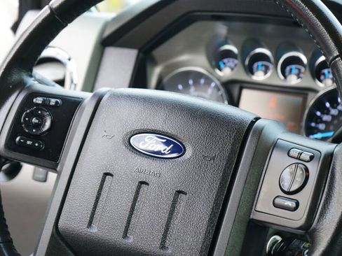 Used 2012 Ford F350 Lariat w/ Lariat Interior Pkg image 13