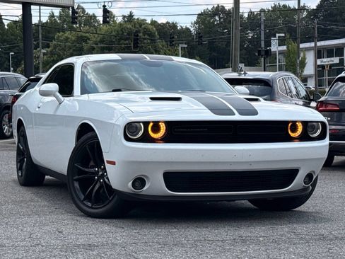 Used 2017 Dodge Challenger SXT w/ Blacktop Package RWD image 7