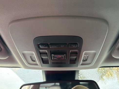 Used 2024 Toyota Camry SE image 45