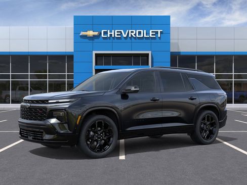 Used 2024 Chevrolet Traverse RS w/ LPO, Floor Liner Package AWD/4WD image 31