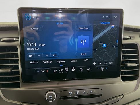 Used 2023 Ford E-Transit Low Roof image 17