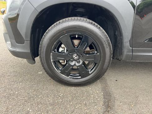 Used 2022 Honda Pilot TrailSport image 29