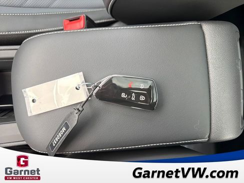 New 2026 Volkswagen Tiguan SE image 22