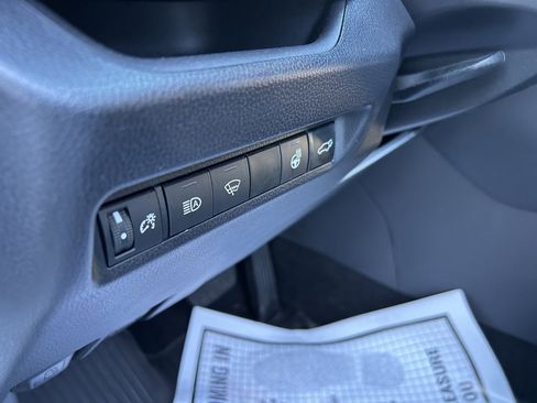 Certified 2022 Toyota RAV4 XLE image 7